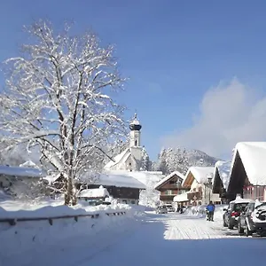 https://landhotel-zum-staffelwirt.com-bavaria.com
